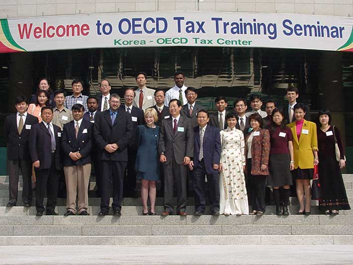 OECD Tax Seminar on Auditing Multinational Enterprises 2000