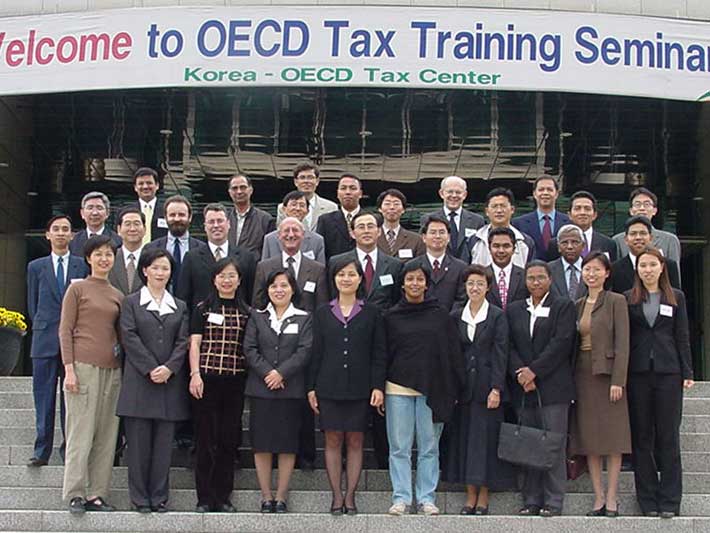 OECD Tax Seminar on Application of Tax Treaties : Special Issues 2002