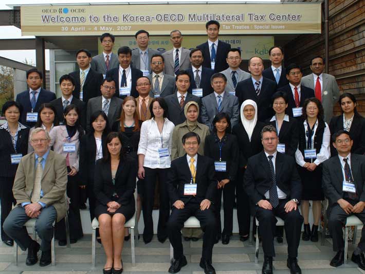 OECD Tax Seminar on Tax Treaties : Special Issues 2007